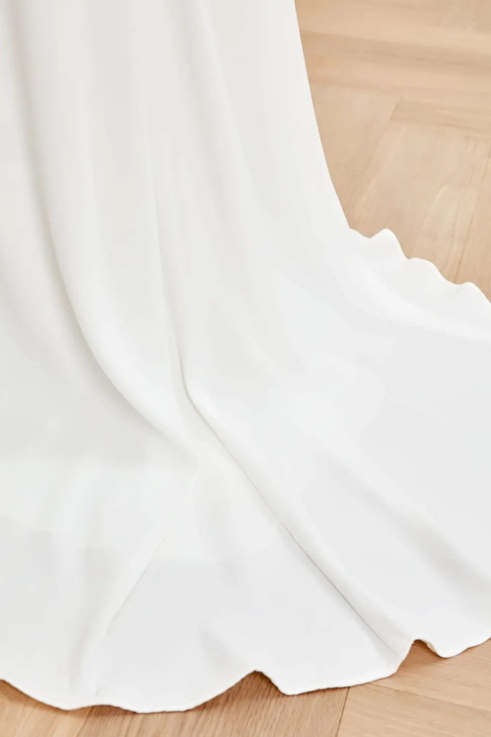 Carmen brudklänning