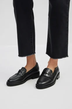 Leona loafers